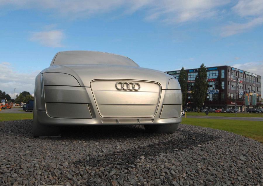  Audi TT Sculpture 2009 года  (фото 2 из 4)